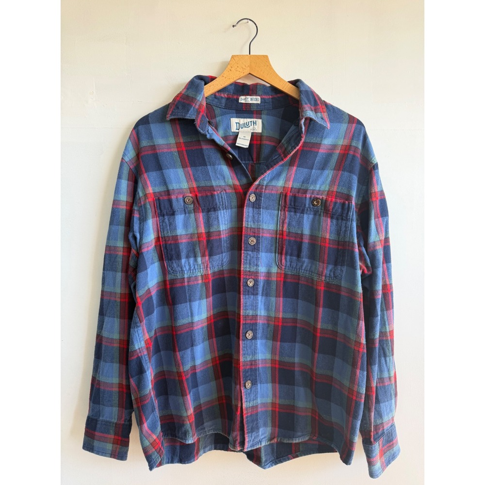 Duluth Trading Co Untucked Relaxed Fit Flannel Shirt Blue Red Plaid Mens Medium